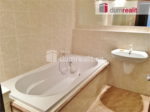 Pronájem bytu 2kk, 77 m² - 8