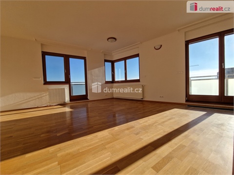 Pronájem bytu 2kk, 77 m² 4