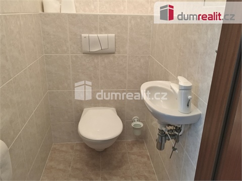 Pronájem bytu 2kk, 77 m² 16