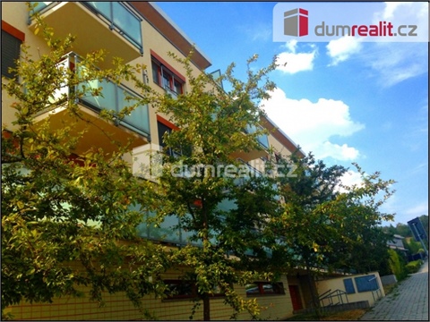 Pronájem bytu 2kk, 77 m² - 12