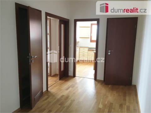 Pronájem bytu 2kk, 77 m² - 6