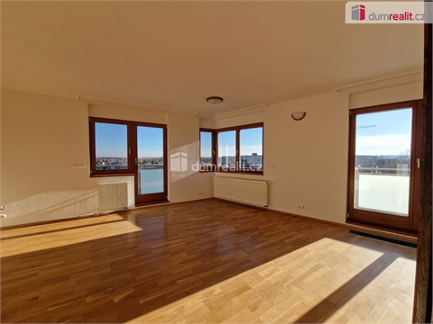 Pronájem bytu 2kk, 77 m² 6