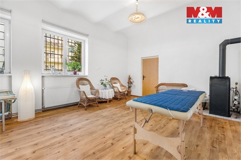 Prodej obchodních prostor, 48 m² 4