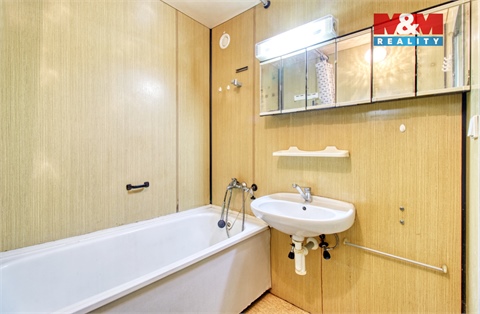 Prodej bytu 3+1, 70 m² - 12