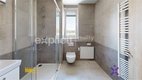 Pronájem bytu 1kk, 29 m² 2