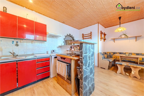 Pronájem bytu 3+1, 84 m² - 0