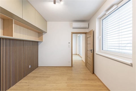Pronájem bytu 2kk, 59 m² - 4