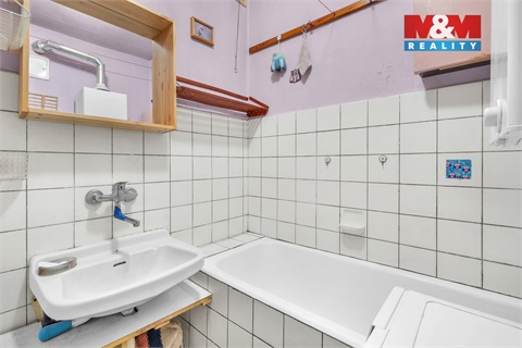 Prodej bytu 3+1, 70 m² - 12