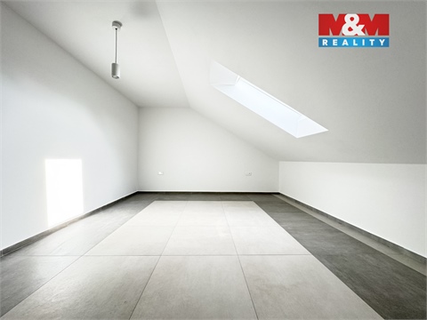 Pronájem bytu 2+1, 76 m² - 4