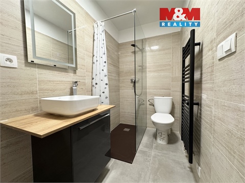 Pronájem bytu 2+1, 76 m² 0