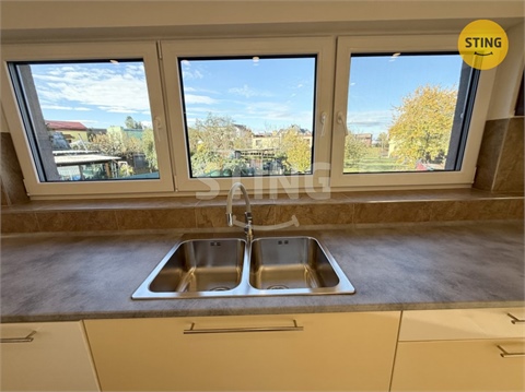 Pronájem bytu 3kk, 102 m² - 8