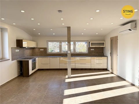 Pronájem bytu 3kk, 102 m² - 2