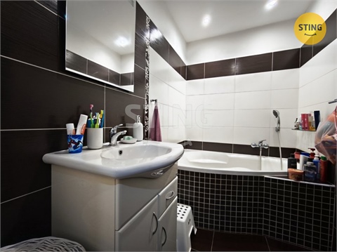 Prodej bytu 3+1, 74 m² - 2