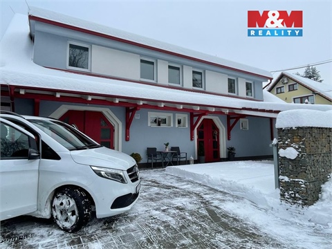 Pronájem rodinného domu, 131 m² - 0