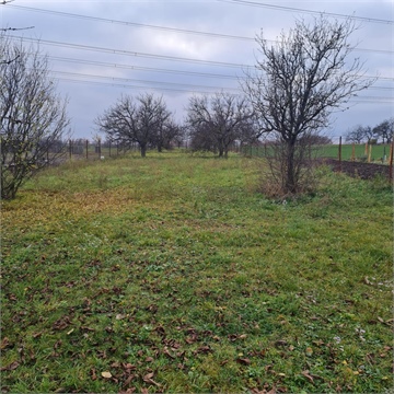 Prodej stavebního pozemku, 2 127 m² 8