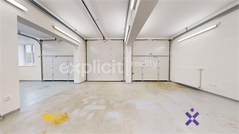 Pronájem skladu / haly, 174 m² 2