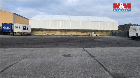 Pronájem pozemku pro komerční výstavbu, 1 300 m² 2