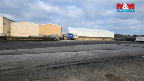 Pronájem pozemku pro komerční výstavbu, 1 300 m² - 0