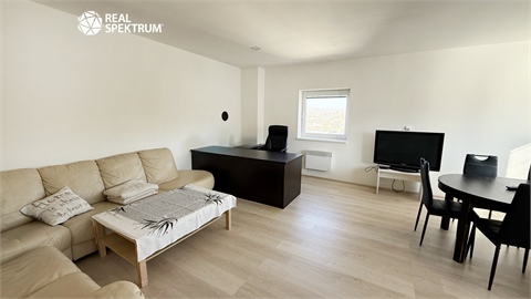 Pronájem kanceláře, 67 m² - 0