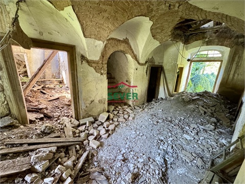 Prodej rodinného domu, 300 m² 14
