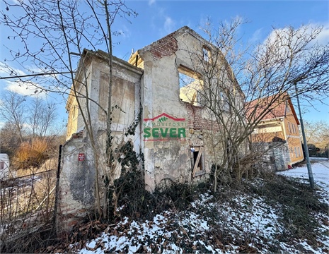 Prodej rodinného domu, 300 m² 14