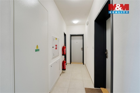 Pronájem bytu 1kk, 45 m² - 14