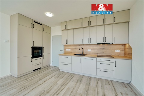 Pronájem bytu 1kk, 45 m² 0