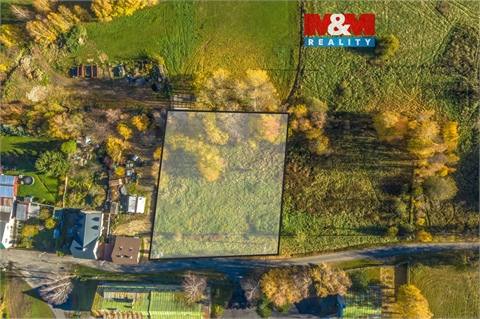 Prodej stavebního pozemku, 2 705 m² 0