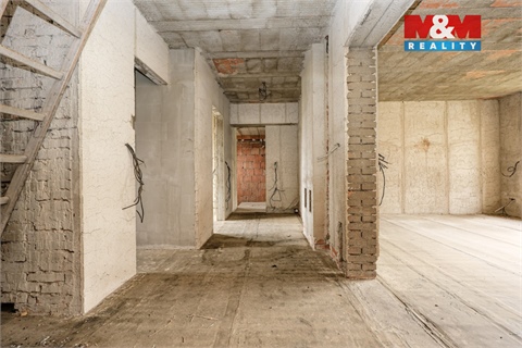 Prodej stavebního pozemku, 1 252 m² 10