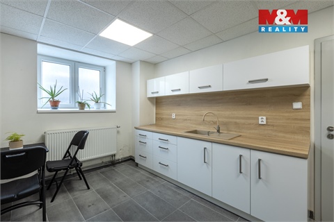 Pronájem obchodních prostor, 210 m² - 24