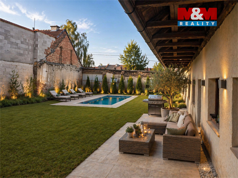 Prodej rodinného domu, 597 m² - 2