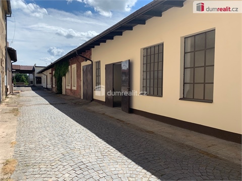 Pronájem skladu / haly, 26 m² 2