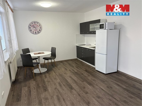 Pronájem bytu 2kk, 42 m² - 2
