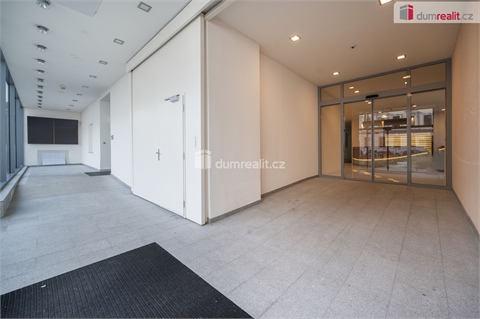 Pronájem kanceláře, 2 300 m² 22