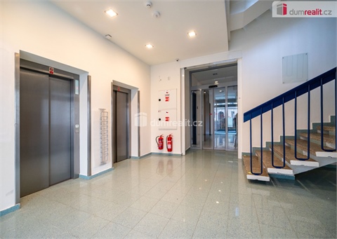 Pronájem kanceláře, 2 300 m² 20