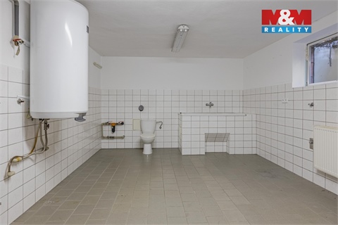 Pronájem rodinného domu, 406 m² - 24