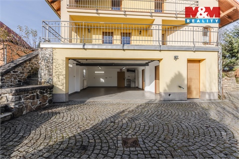 Pronájem rodinného domu, 406 m² 14