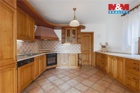 Pronájem rodinného domu, 406 m² - 0