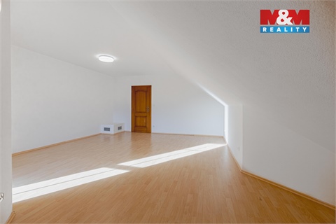 Pronájem rodinného domu, 406 m² 20