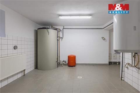 Pronájem rodinného domu, 406 m² - 26