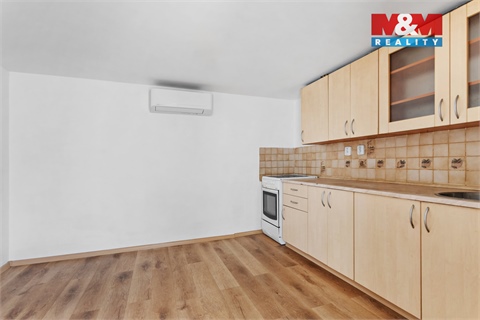 Pronájem bytu 2+1, 56 m² 2