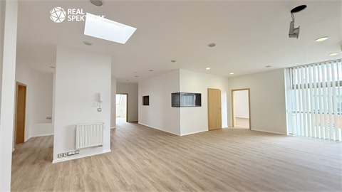 Pronájem kanceláře, 24 m² - 6