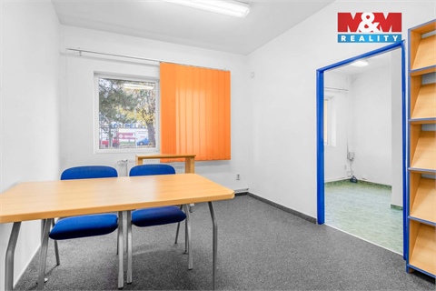 Pronájem kanceláře, 460 m² 10