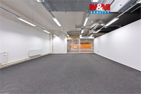 Pronájem obchodních prostor, 87 m² 0