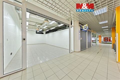 Pronájem obchodních prostor, 41 m² 0