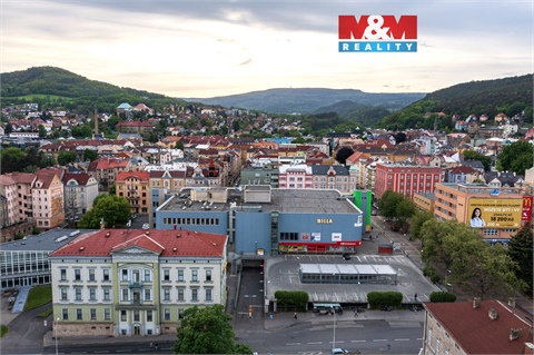 Pronájem obchodních prostor, 230 m² 0