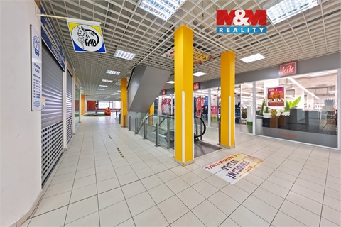 Pronájem obchodních prostor, 27 m² 0