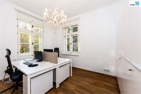 Pronájem kanceláře, 200 m² - 10