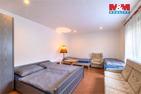 Prodej rodinného domu, 310 m² - 4