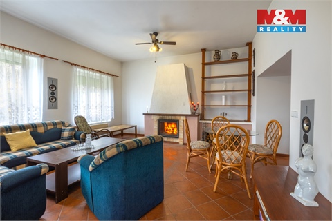 Prodej rodinného domu, 310 m² 2